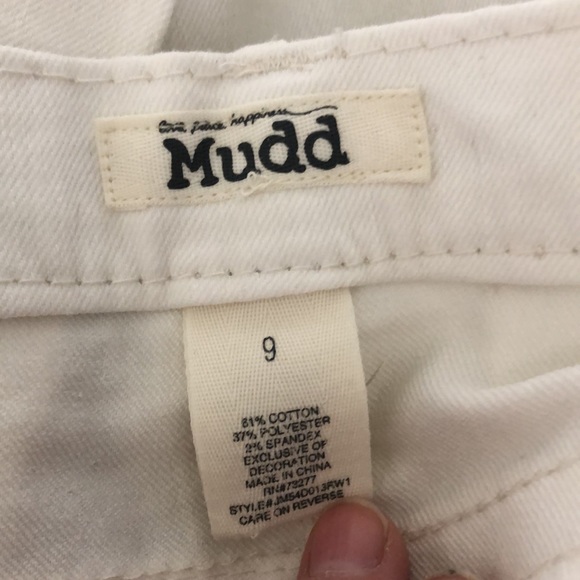 White jeans - Picture 4 of 6